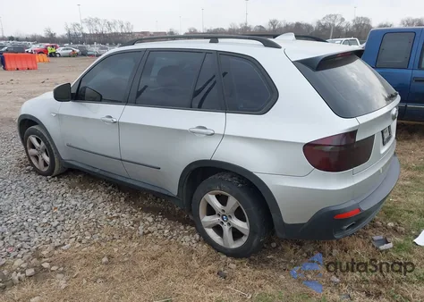 2008 BMW X5 3.0Si z USA, uszkodzony, nr VIN 5UXFE43558L028105